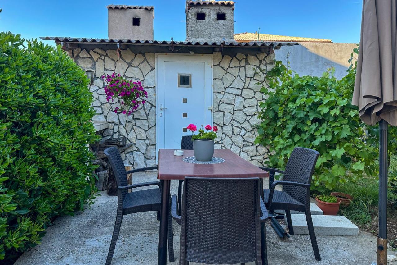 Apartments With A Parking Space Povljana, Pag - 6298 Extérieur photo